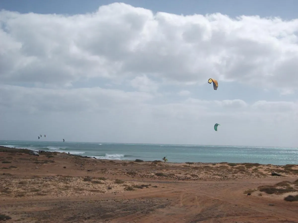 Adult Only Beachfront 2 Bedroom Apartment Santa Maria Airport Pick Up, Aircon, Unlimited Wifi Ideal For Remote Working And Long Stay Cabo Verde