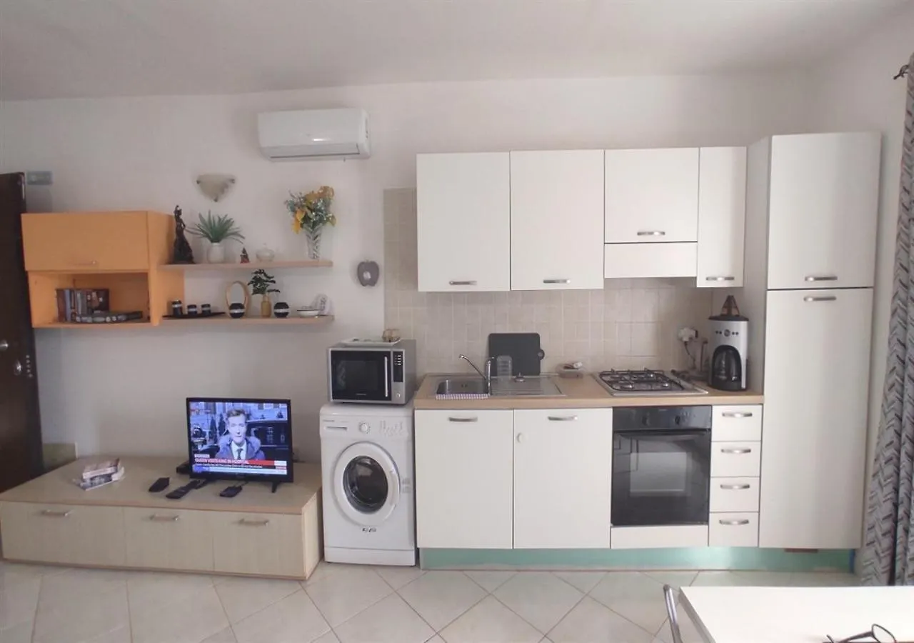 Adult Only Beachfront 2 Bedroom Apartment Santa Maria Airport Pick Up, Aircon, Unlimited Wifi Ideal For Remote Working And Long Stay